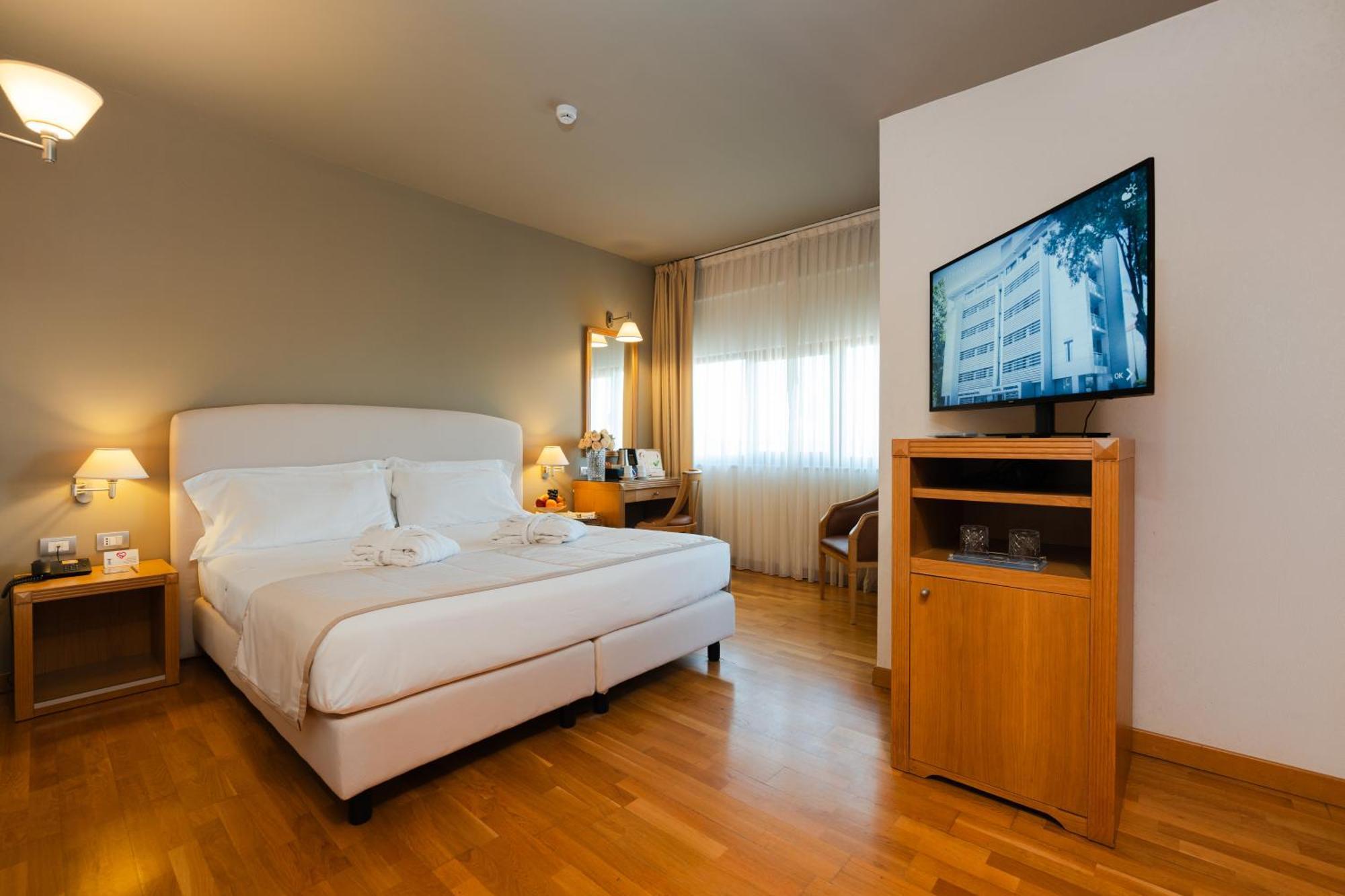 Hotel Touring Carpi Dış mekan fotoğraf