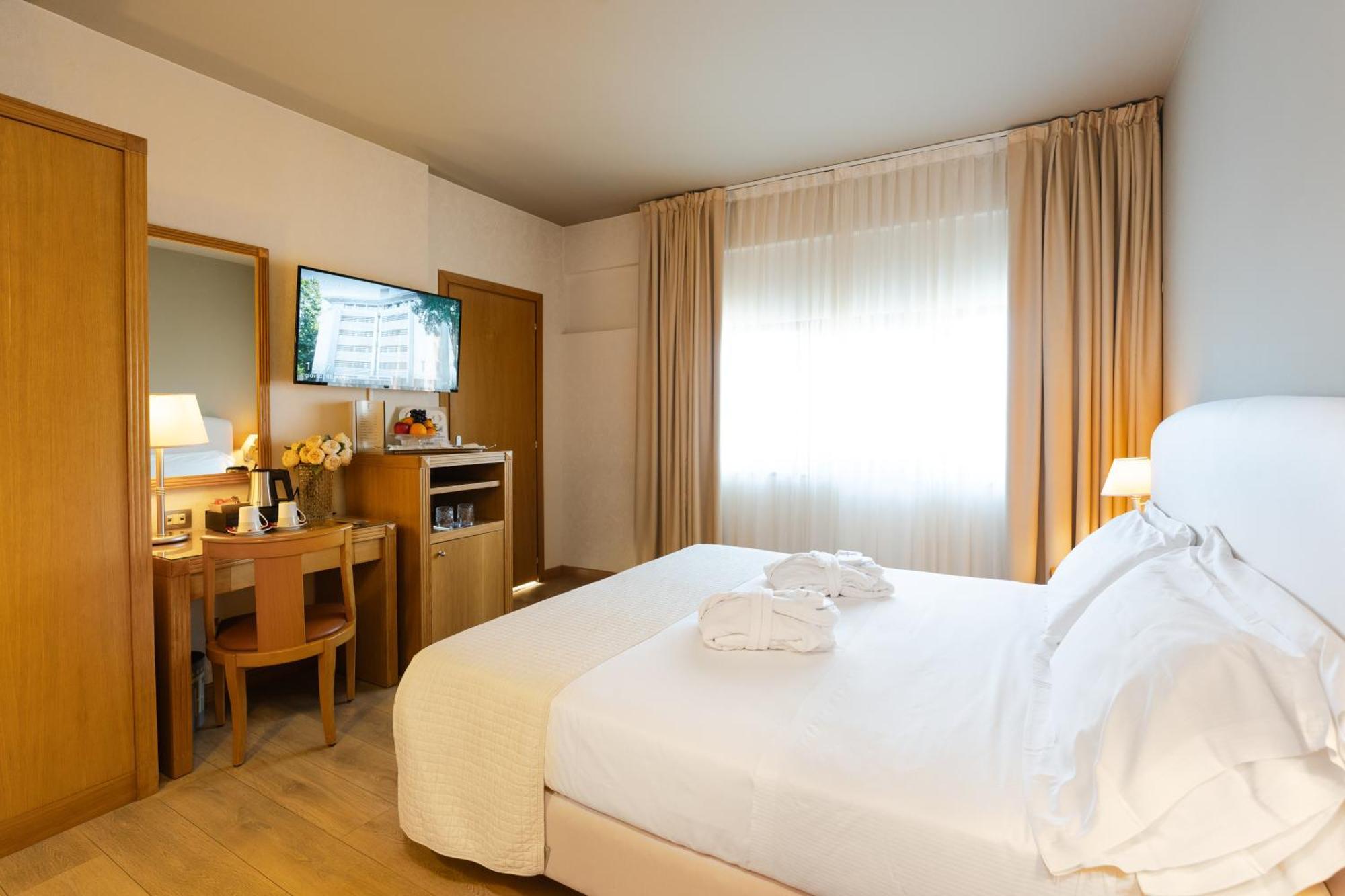 Hotel Touring Carpi Dış mekan fotoğraf