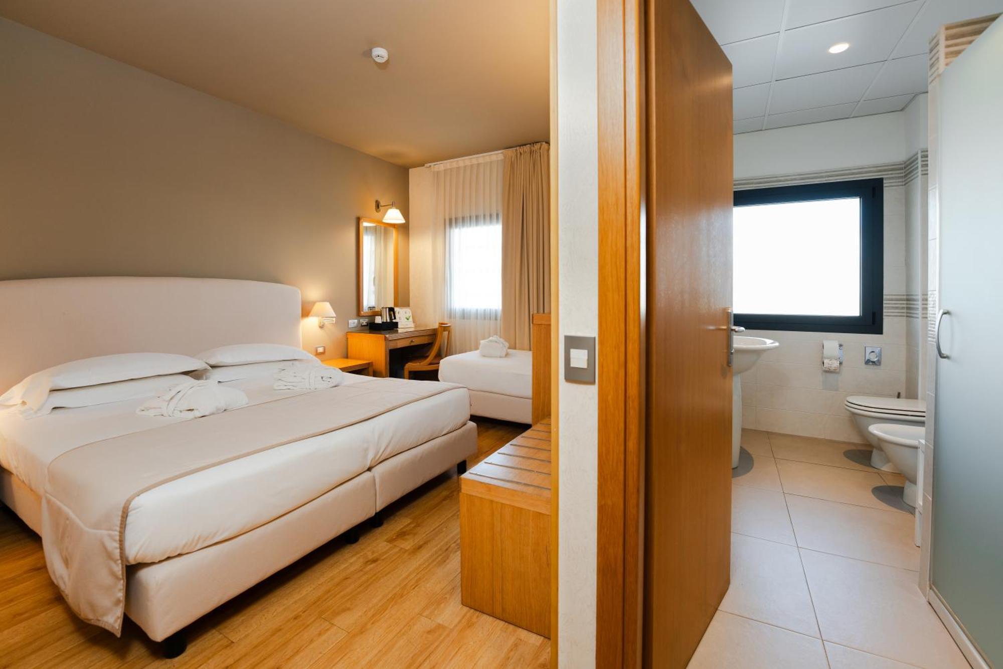 Hotel Touring Carpi Dış mekan fotoğraf